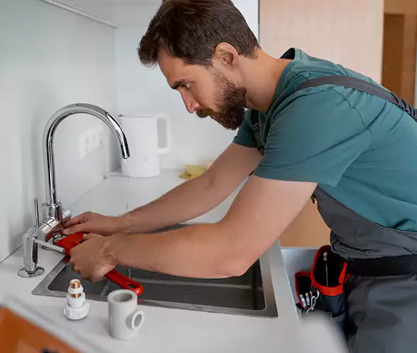 Professional Faucet Replacement Specialist in Columbus, OH: Schedule Affordable Faucet Replacement Services with Us