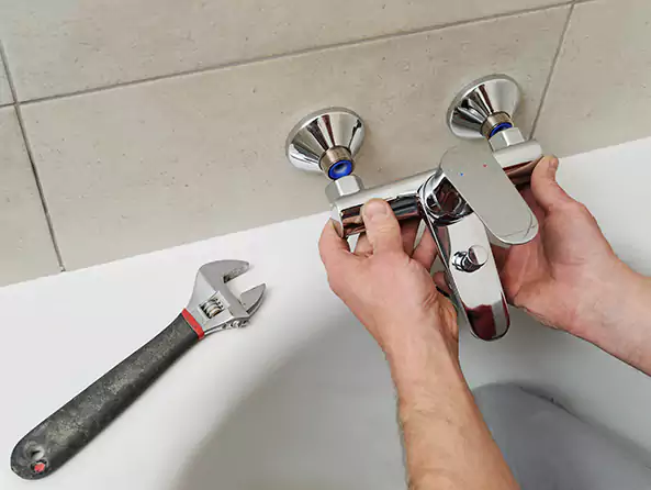 Why Choose Alexander Plumbing Columbus for Bathtub Faucet Replacement in Columbus, OH?